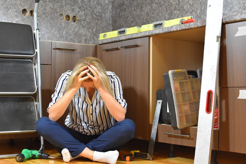 Rekonstrukce domu je zpravidla rozsáhlejší a finančně náročnější.